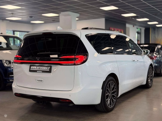 Chrysler Pacifica