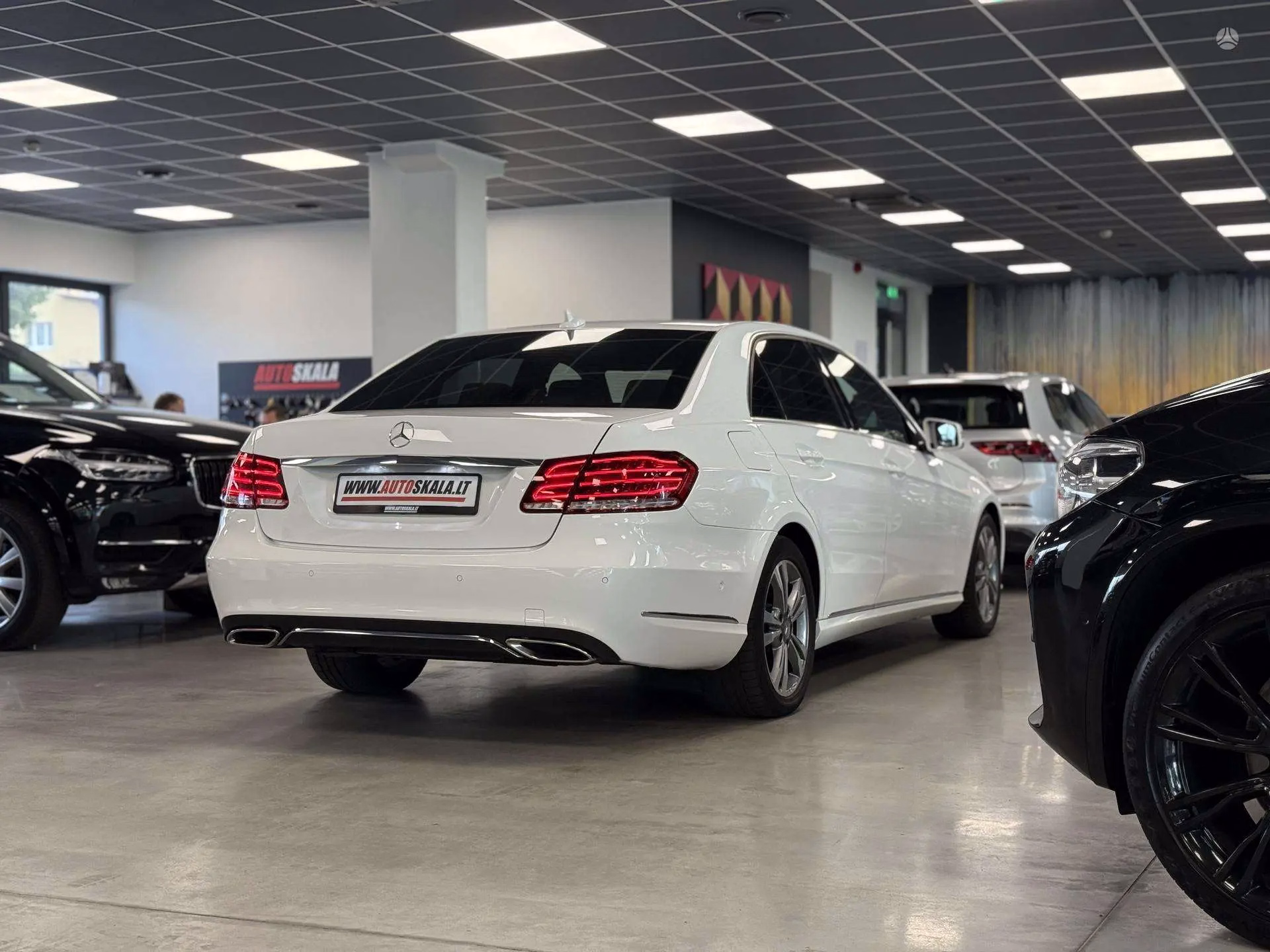 Mercedes-Benz E 220