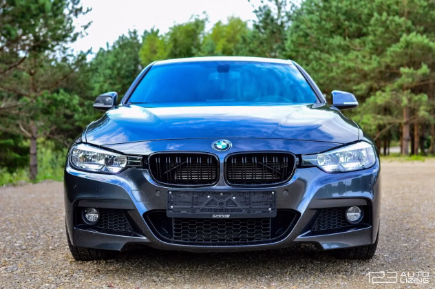 BMW 330