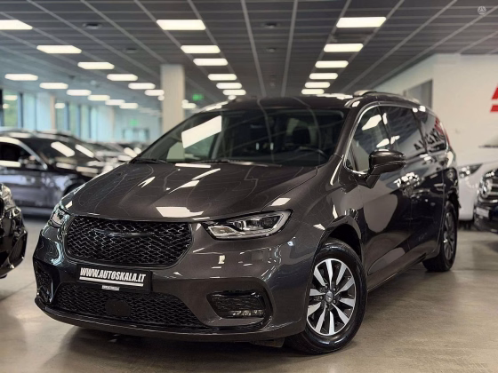 Chrysler Pacifica