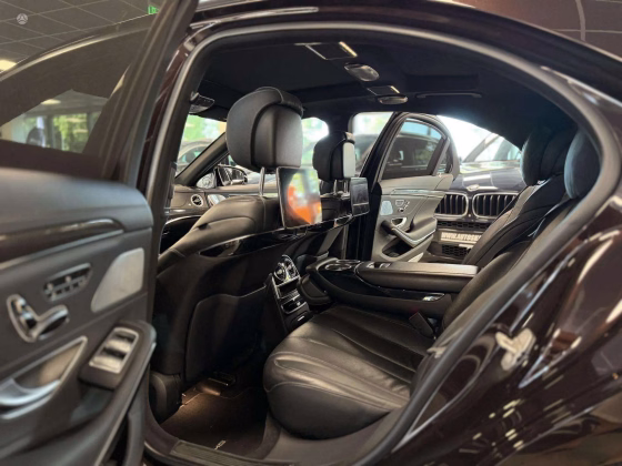 Mercedes-Benz S 400