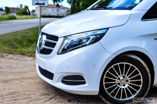 Mercedes-Benz V 250