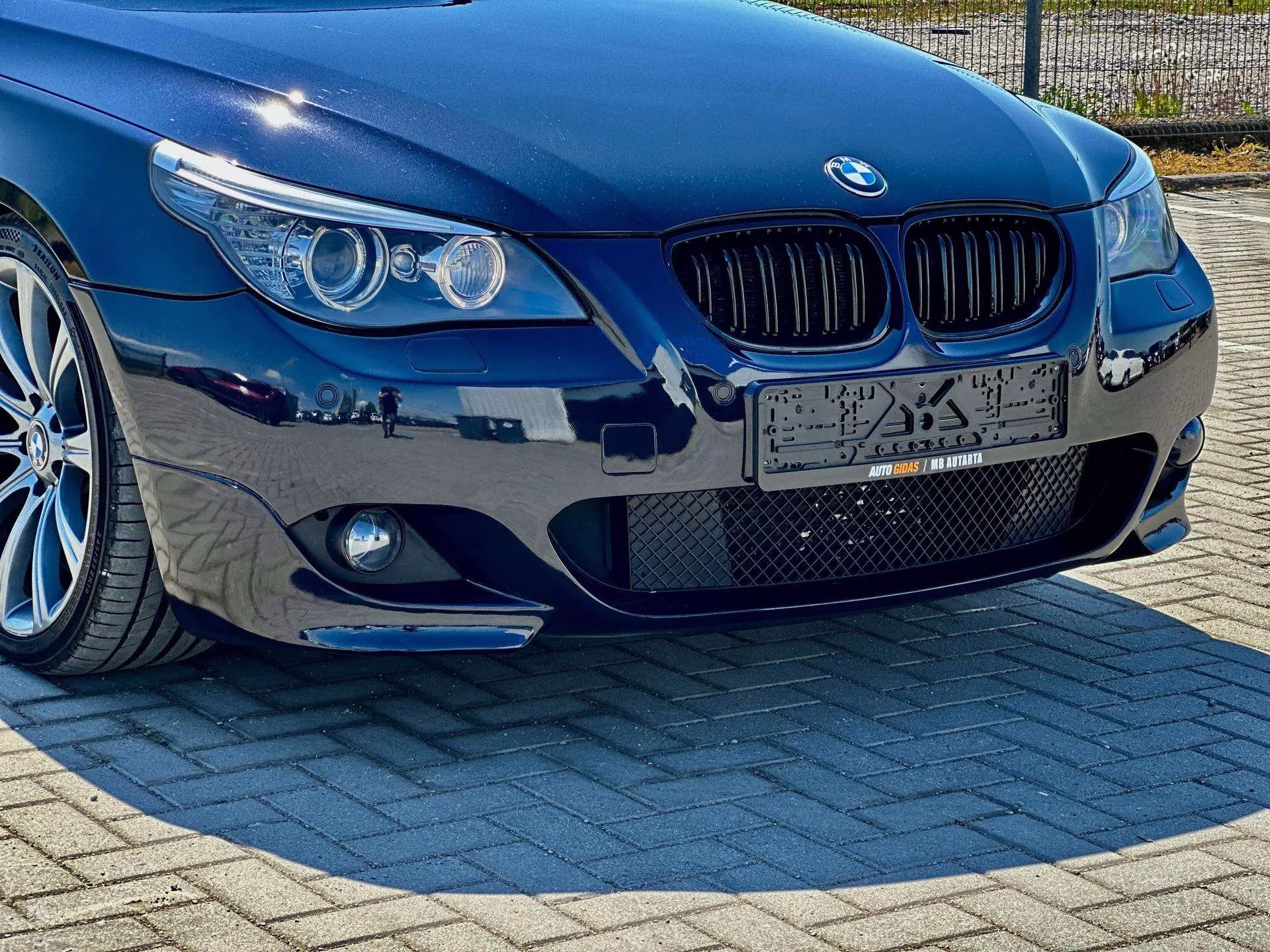 BMW 530