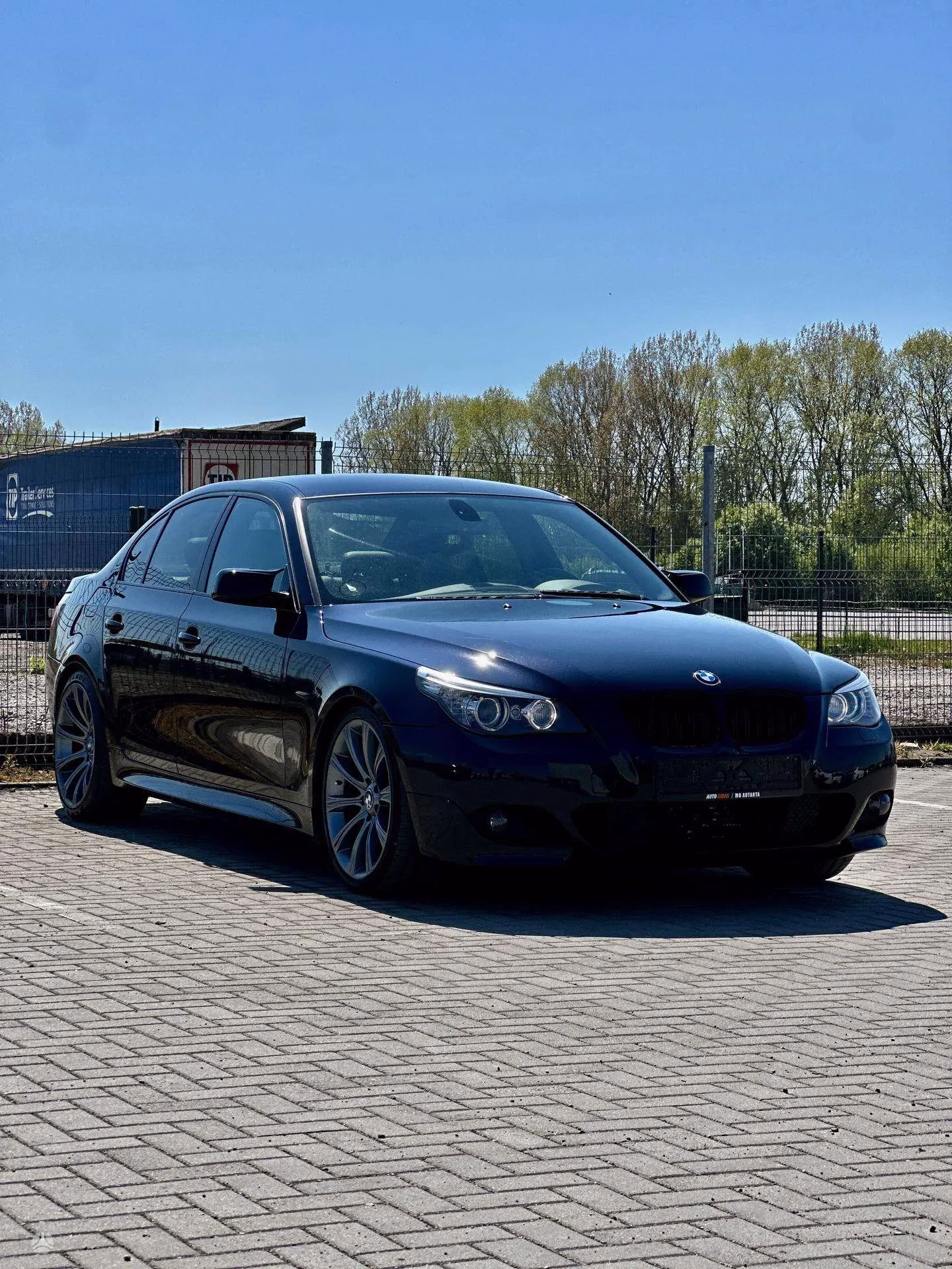 BMW 530