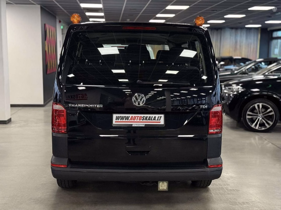 Volkswagen Shuttle