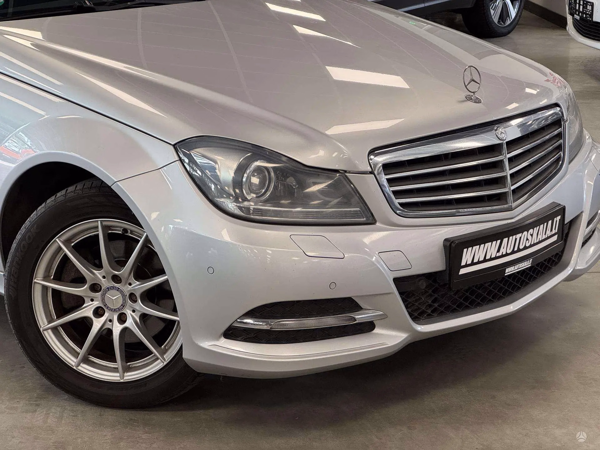 Mercedes-Benz C 220