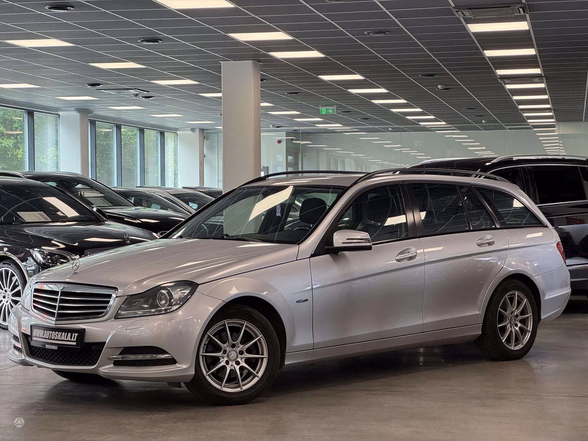 Mercedes-Benz C 220