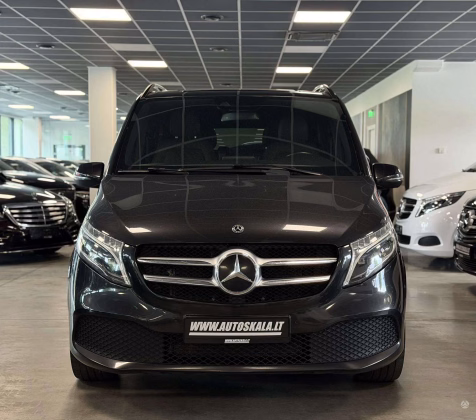 Mercedes-Benz V 220