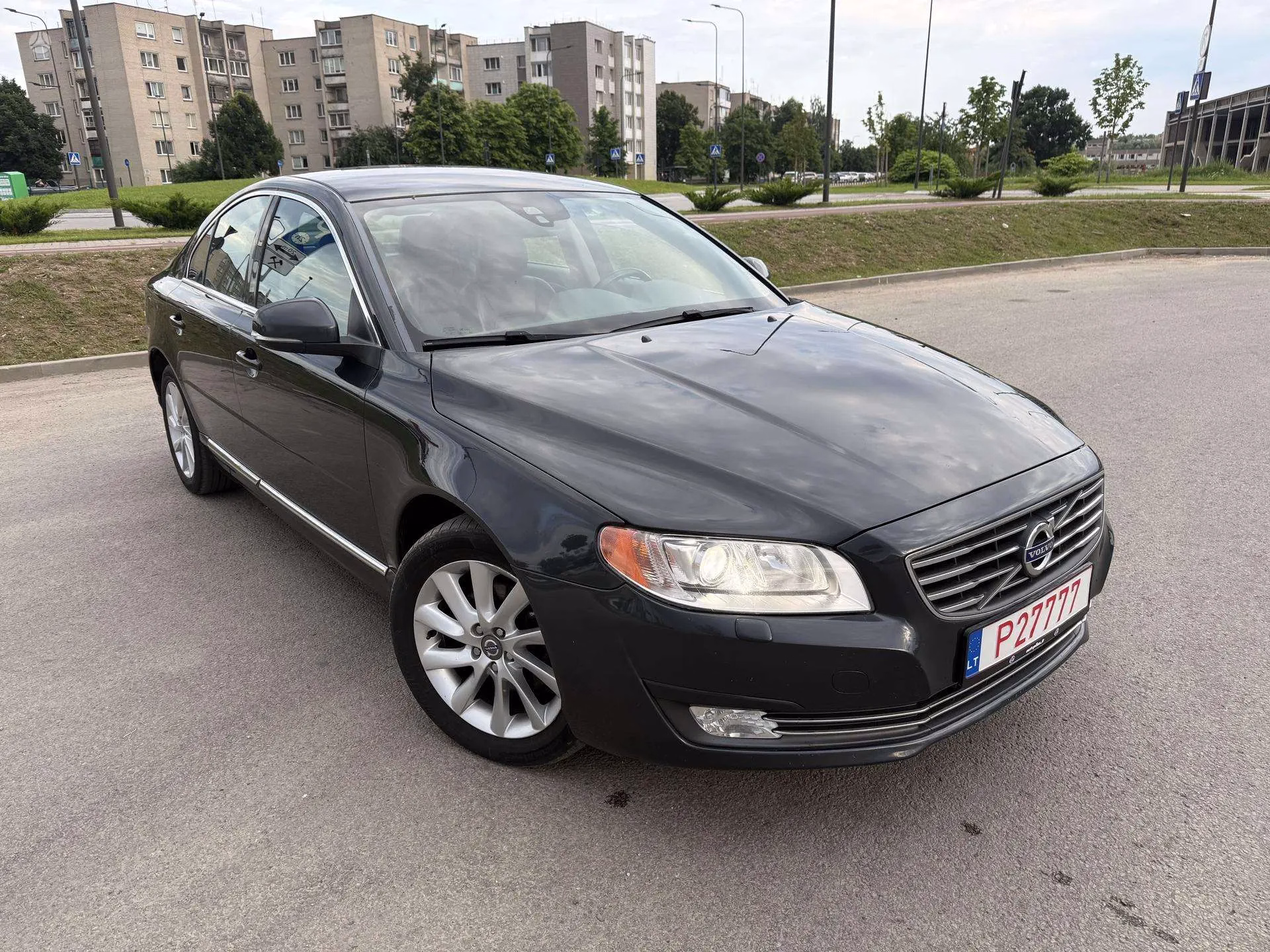 Volvo S80