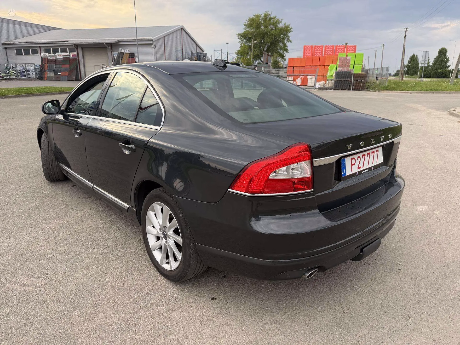 Volvo S80