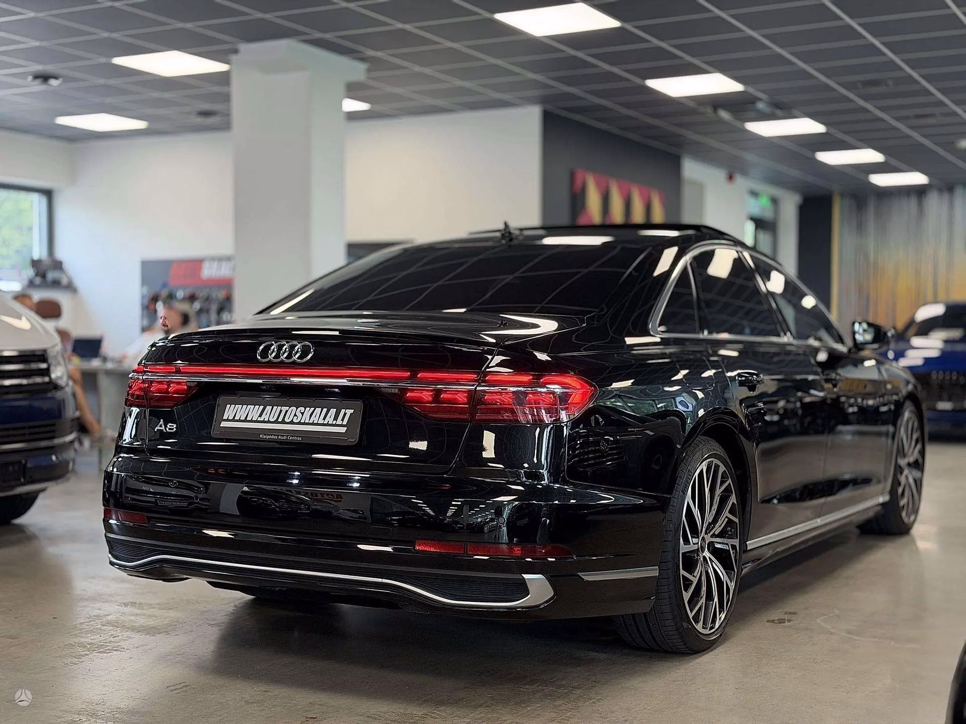 Audi A8