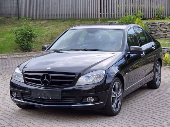Mercedes-Benz C 180