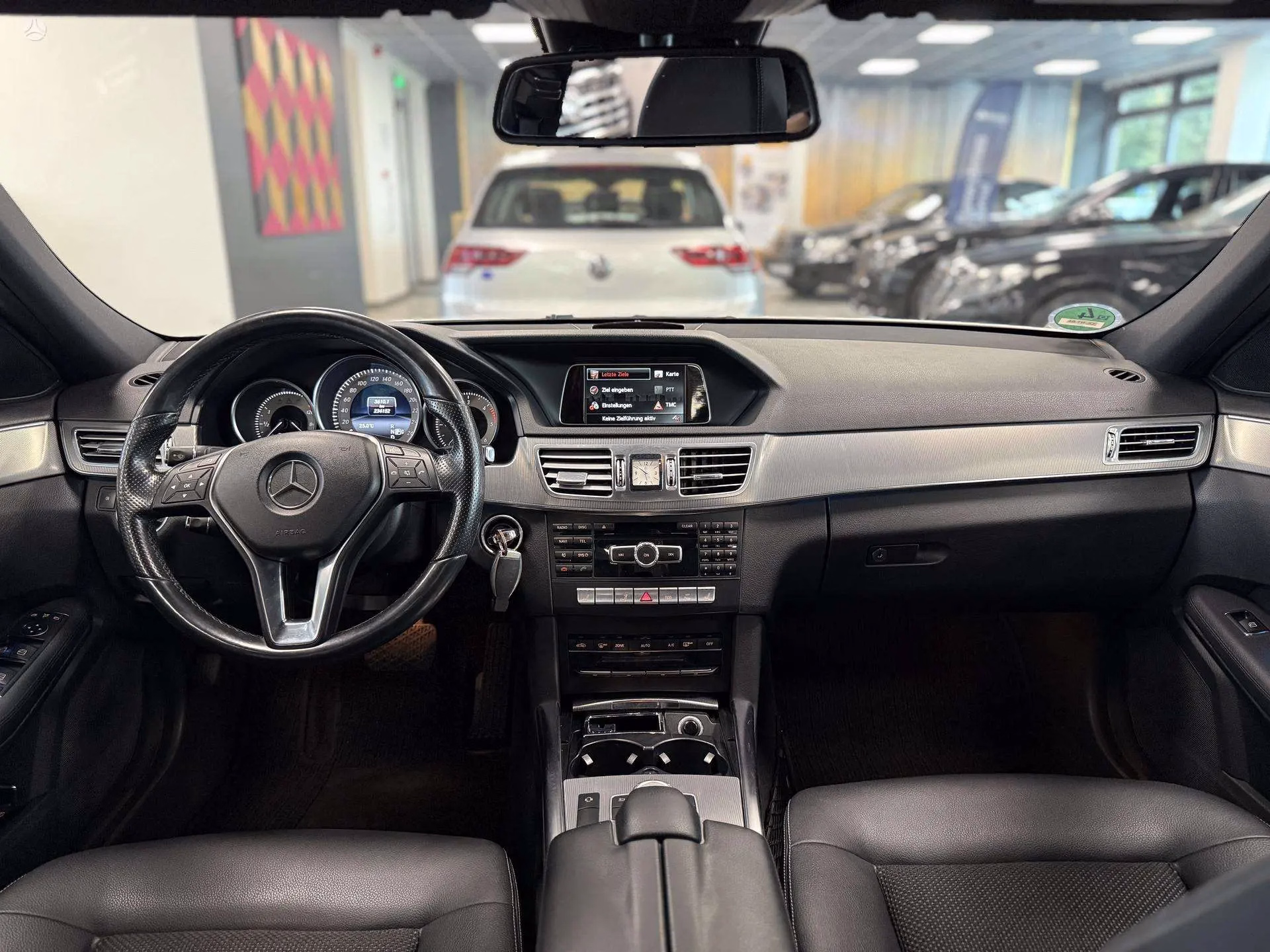 Mercedes-Benz E 220