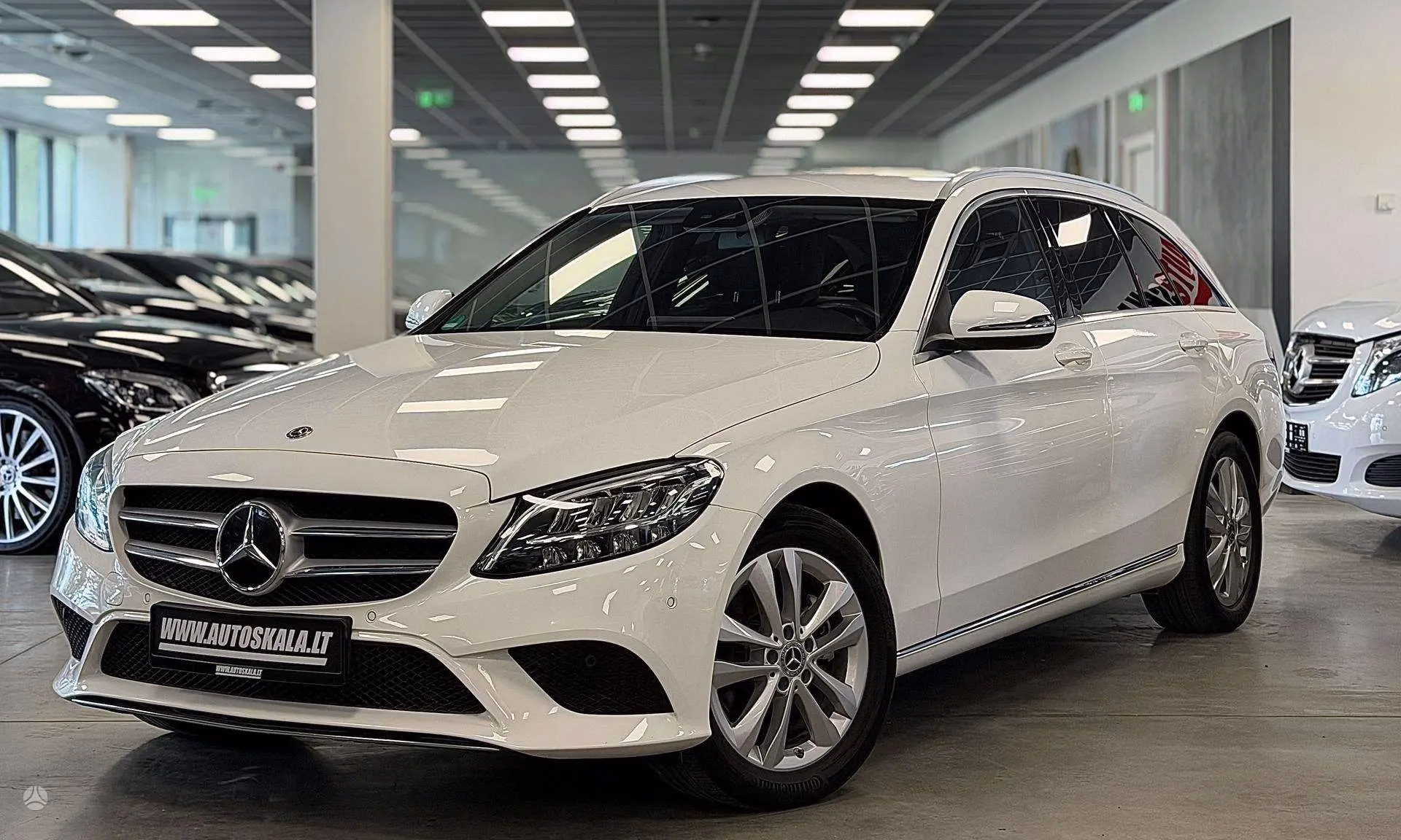 Mercedes-Benz C 220