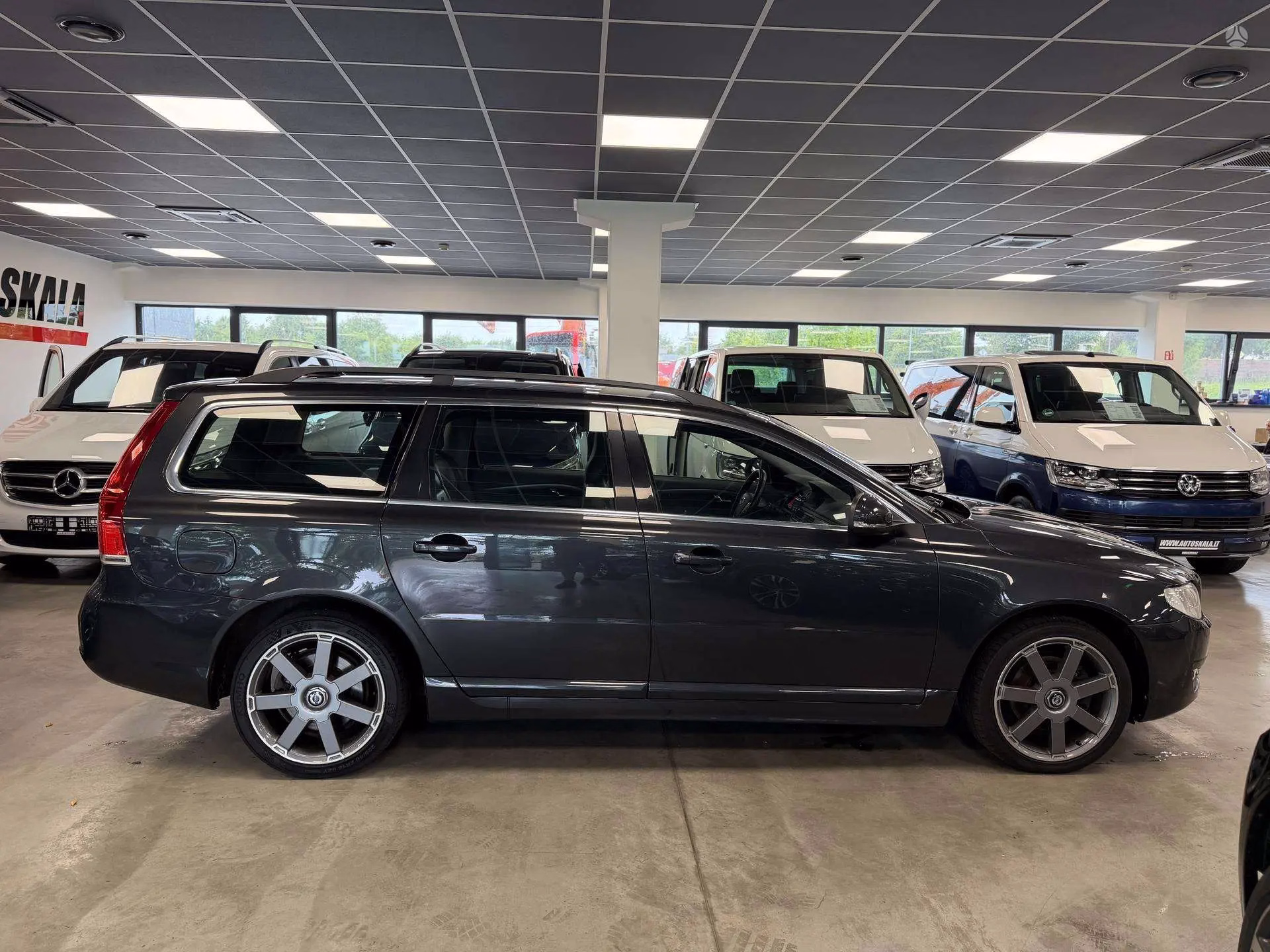 Volvo V70