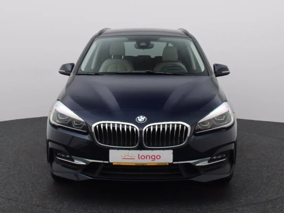 BMW 220