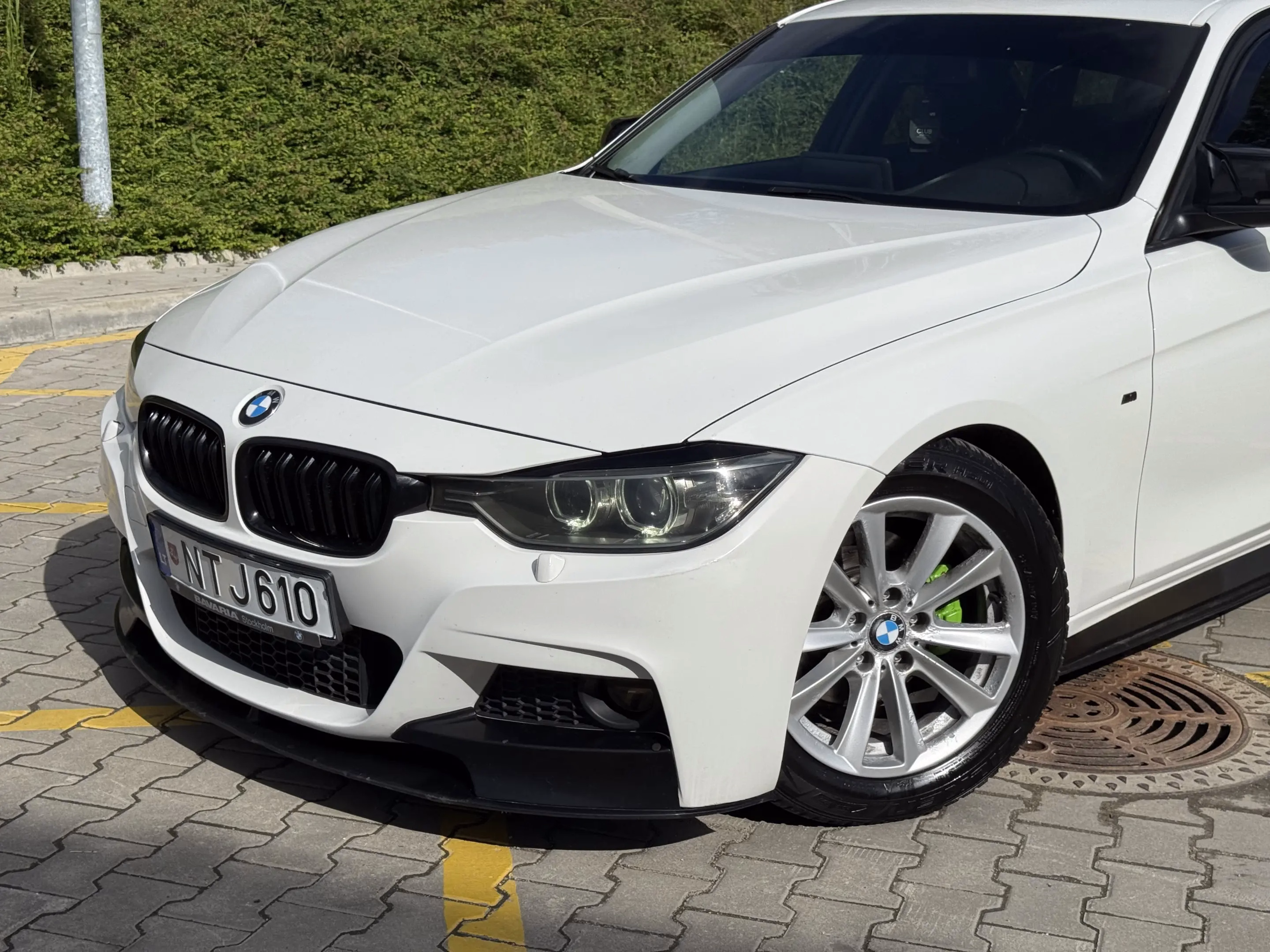 BMW 320