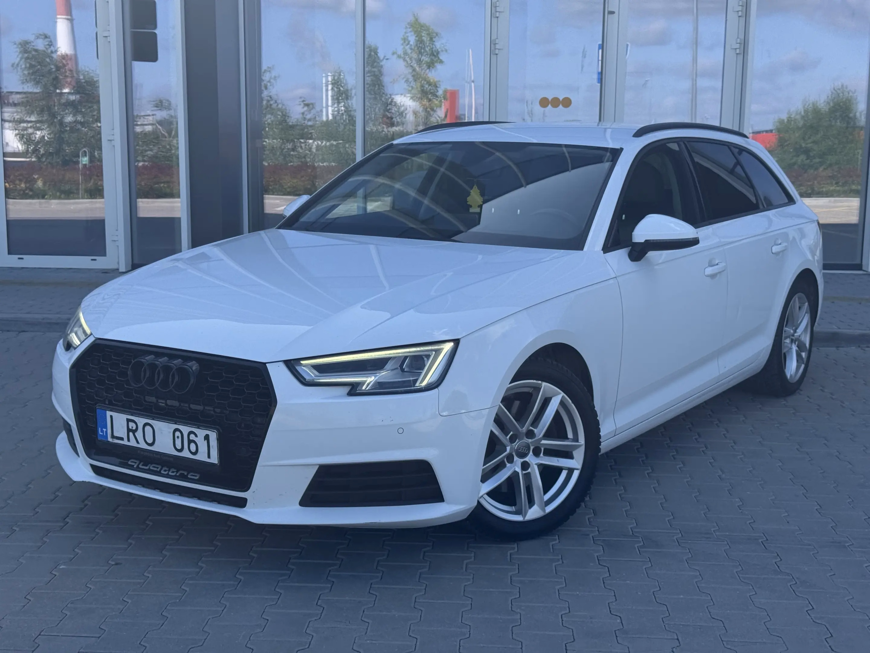 Audi A4