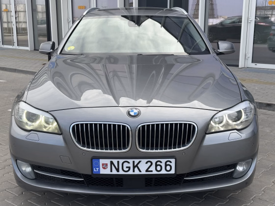 BMW 530