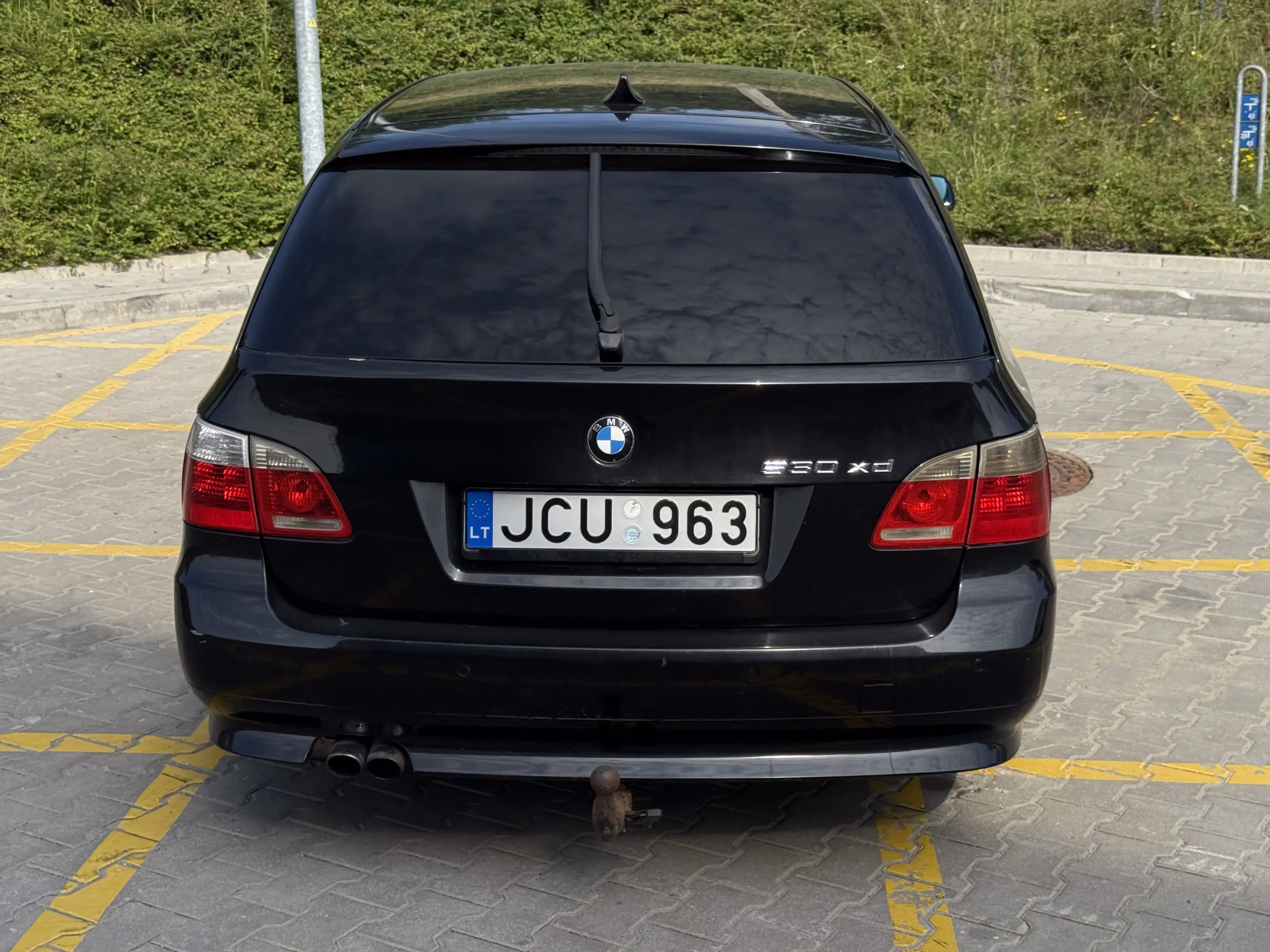BMW 530