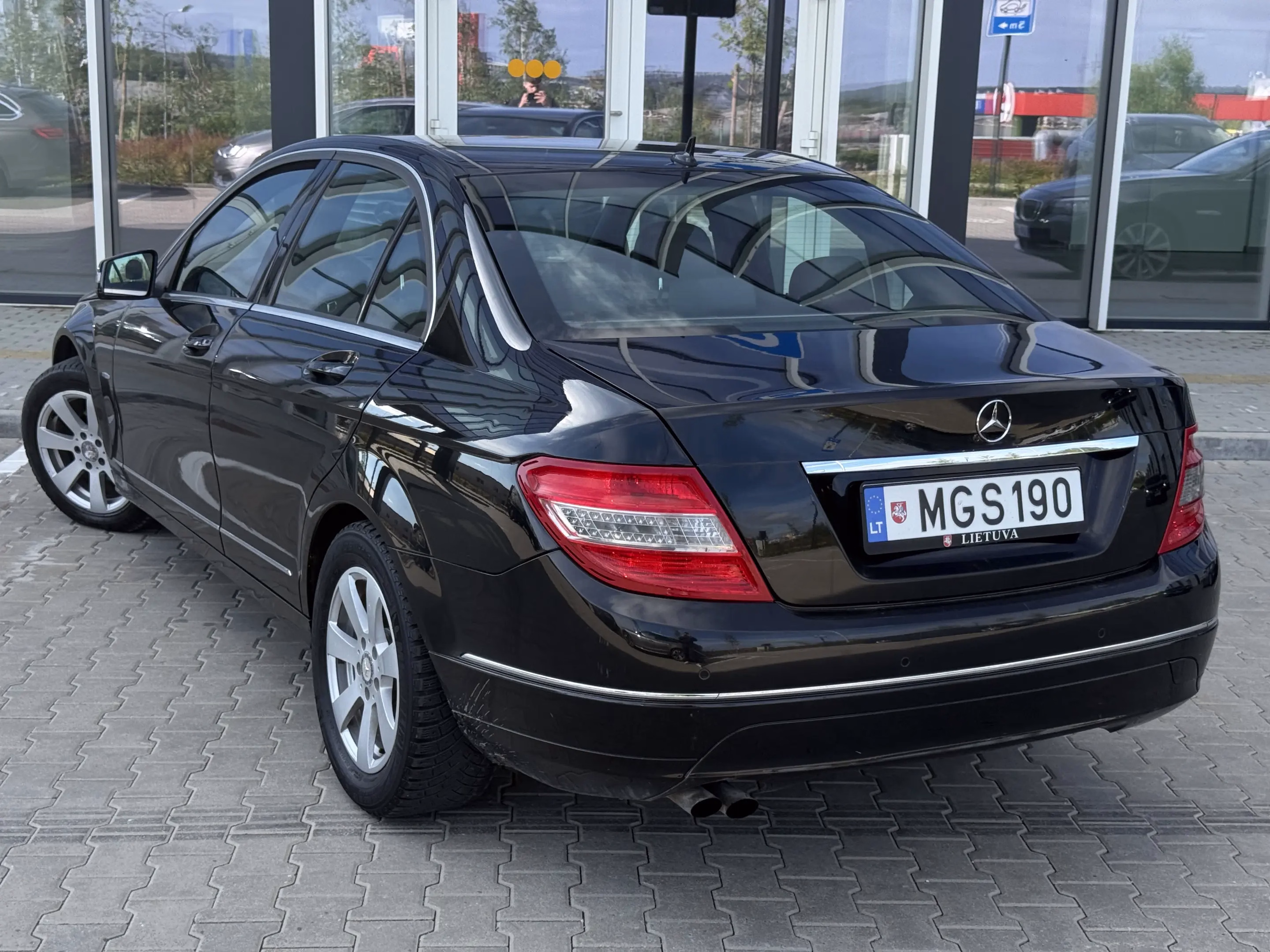Mercedes-Benz C 180