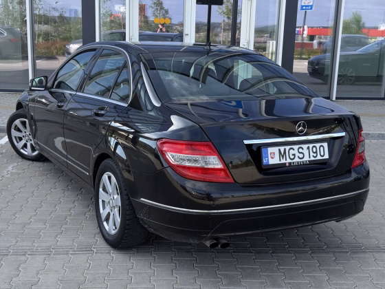 Mercedes-Benz C 180