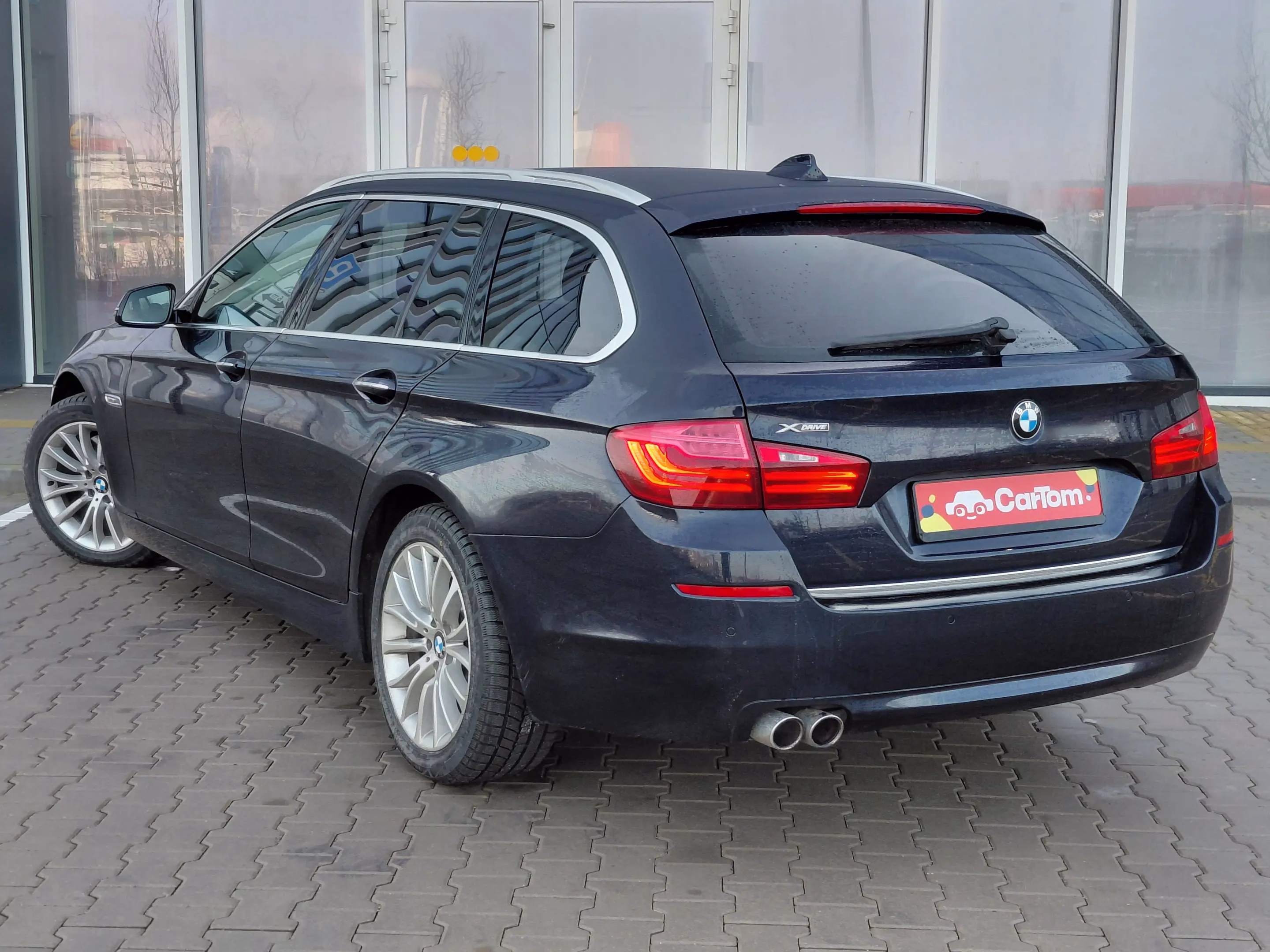 BMW 530