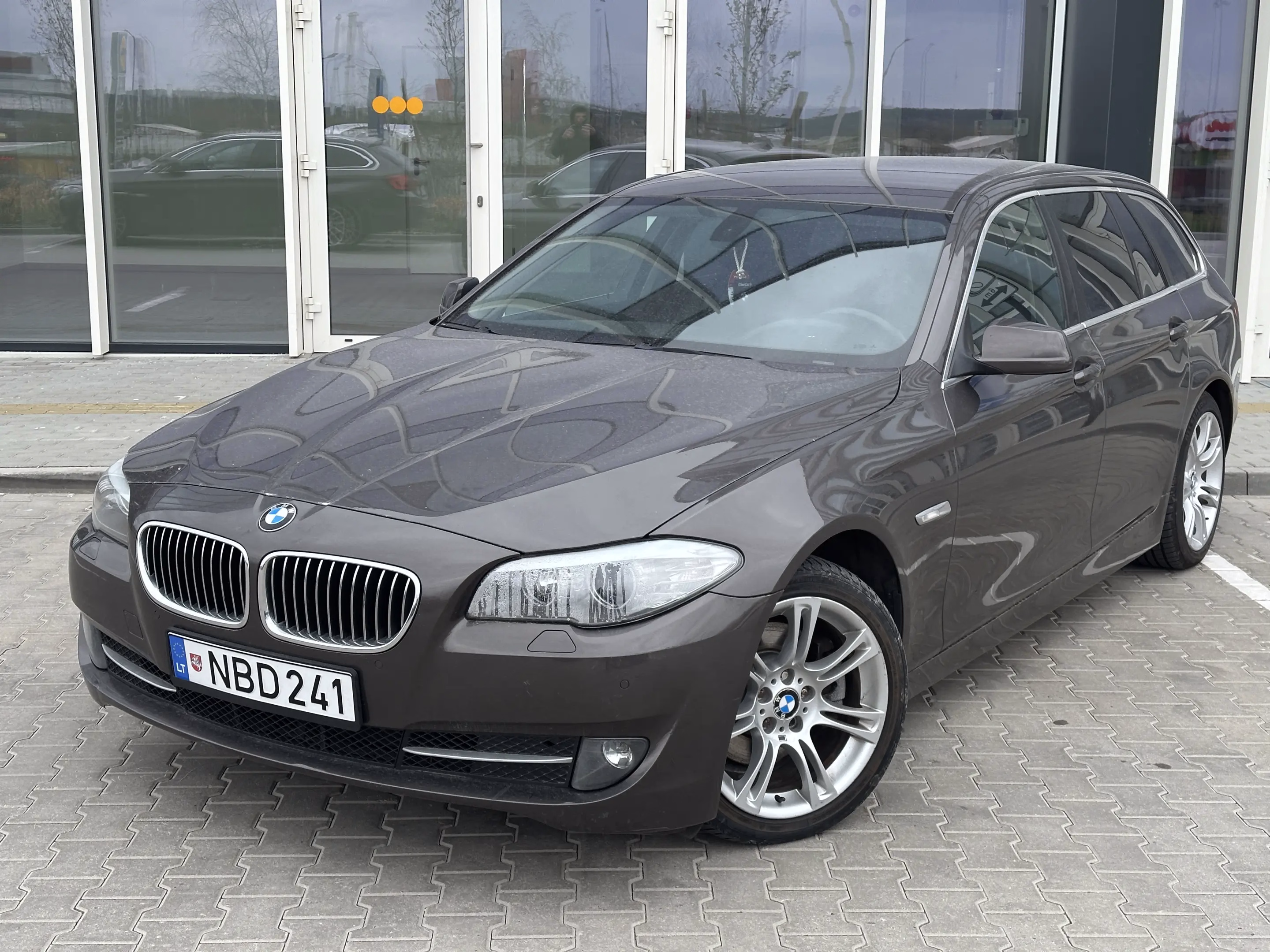 BMW 520