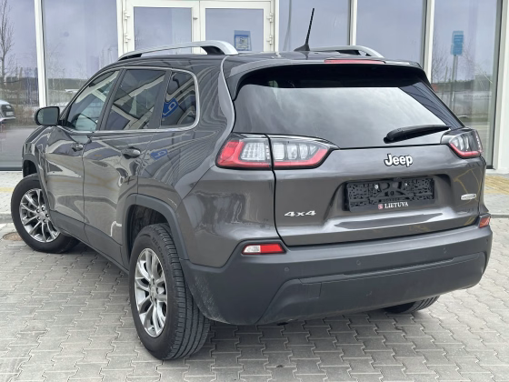 Jeep Cherokee