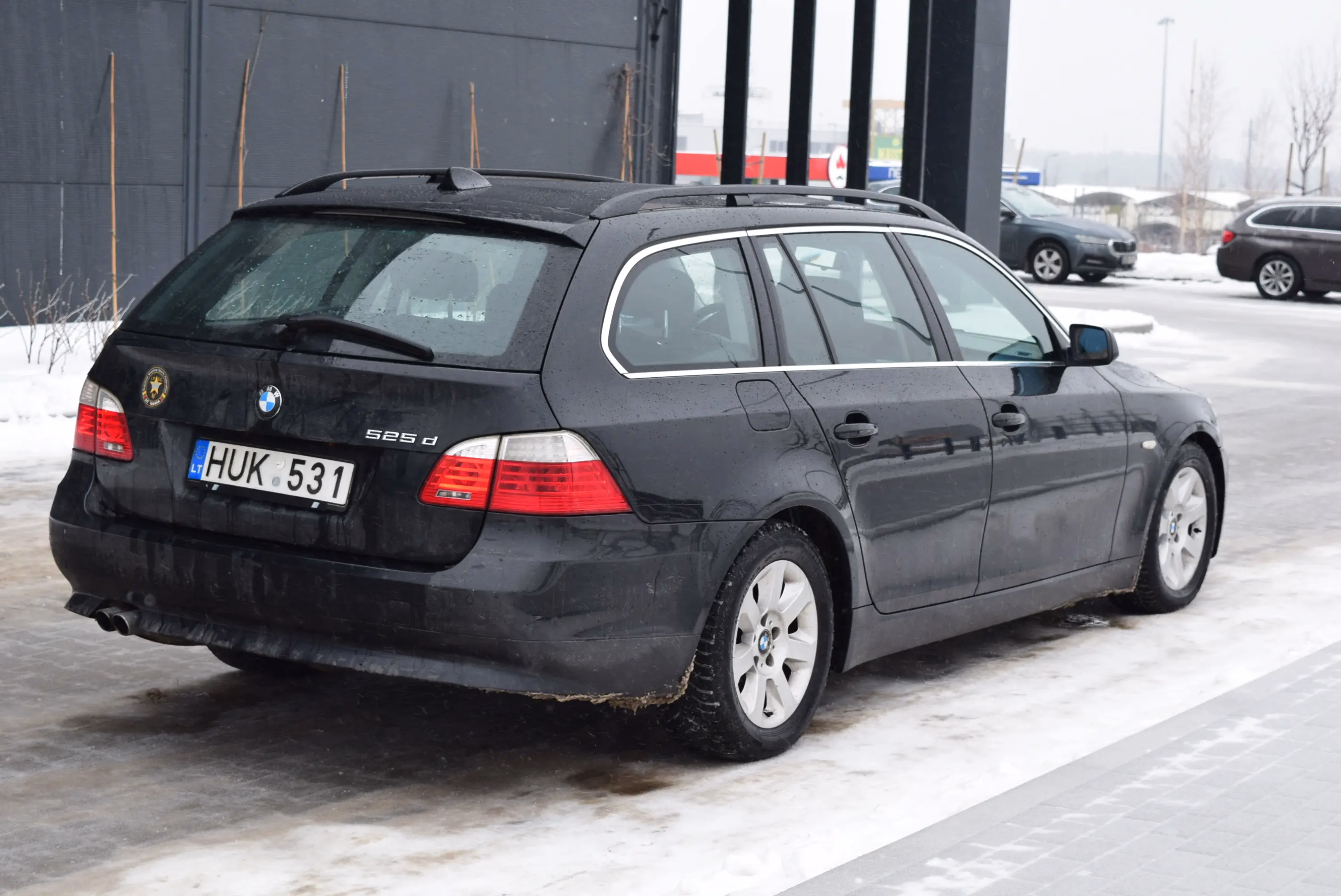 BMW 525
