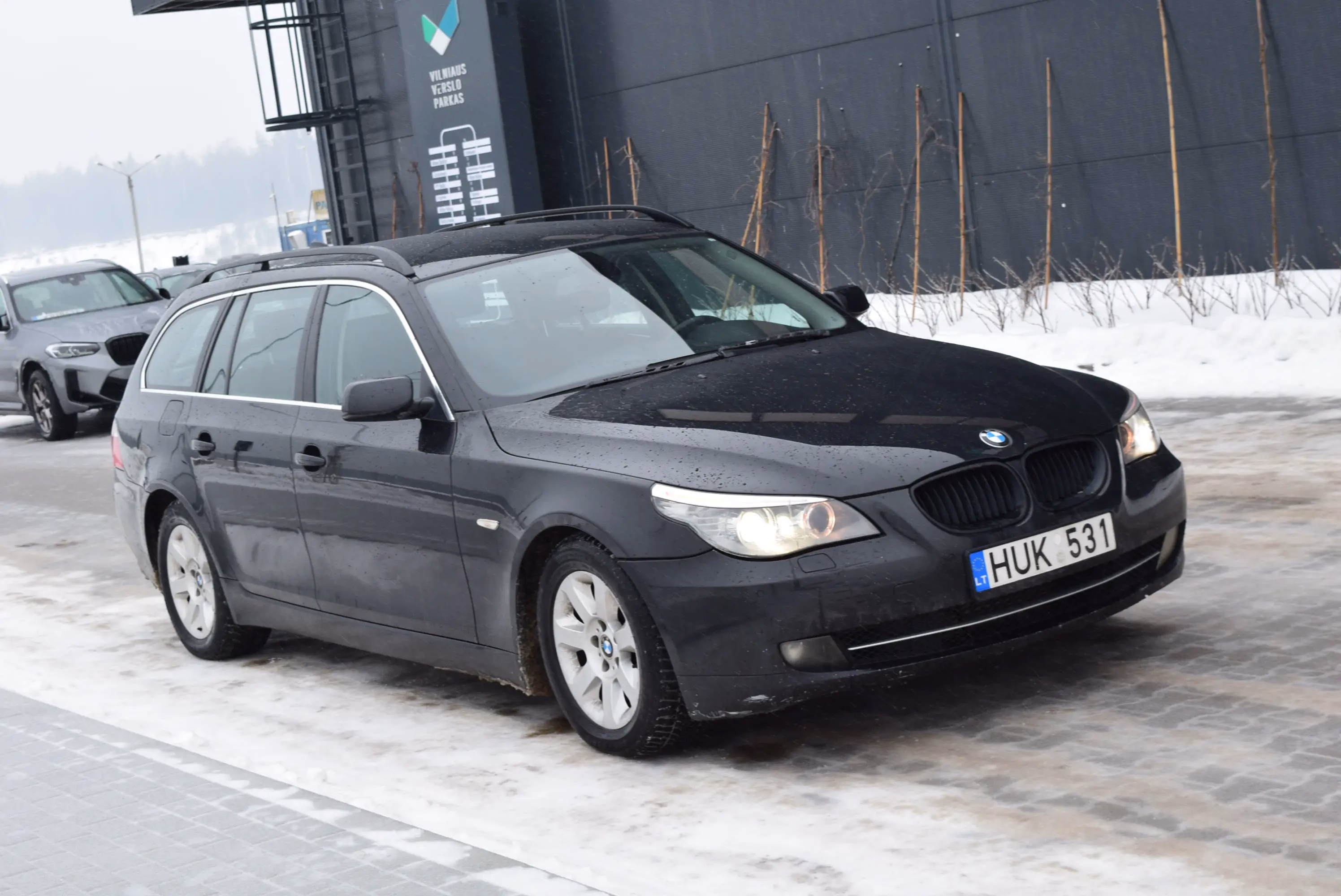 BMW 525