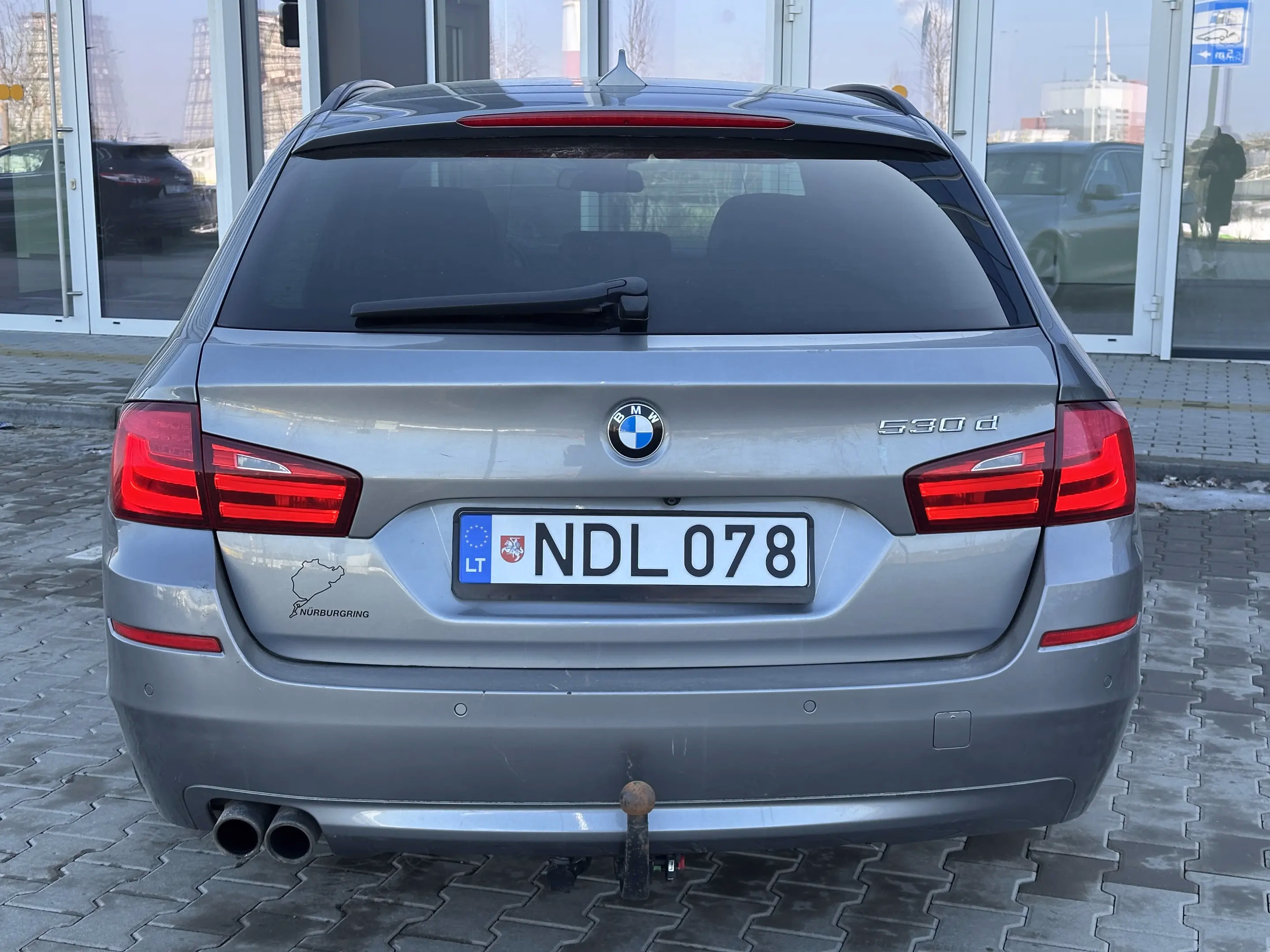 BMW 530