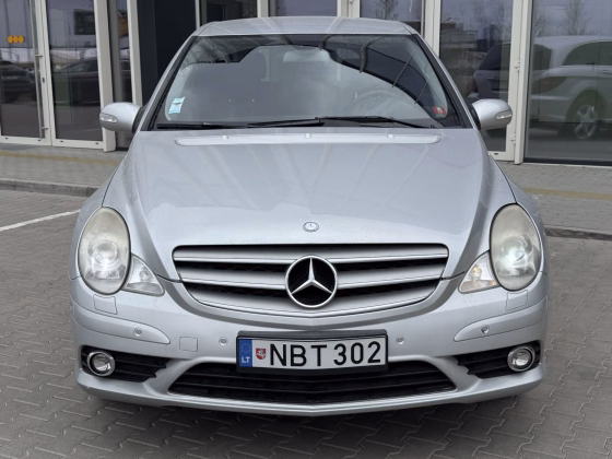 Mercedes-Benz R 350