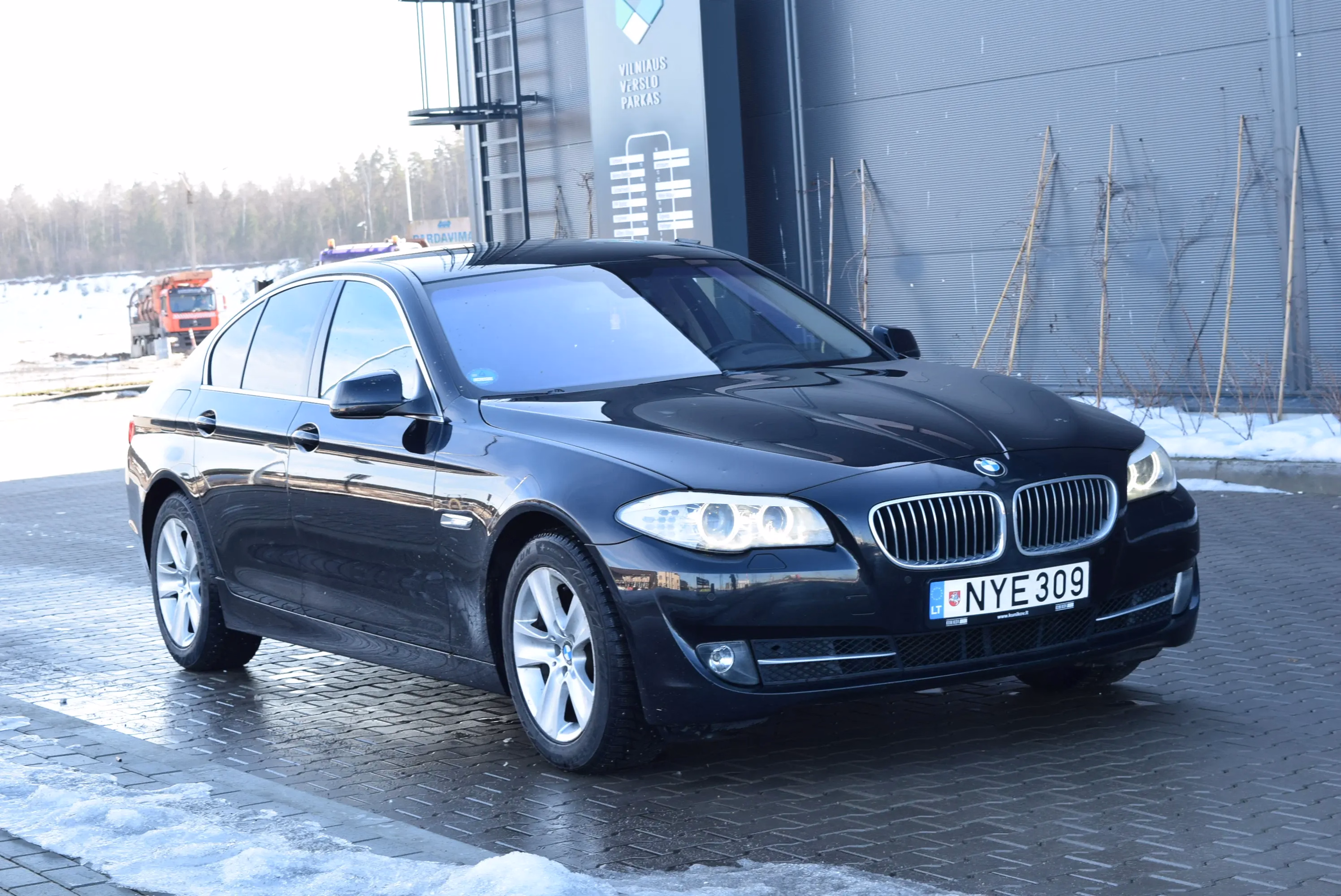 BMW 520