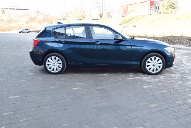 BMW 118
