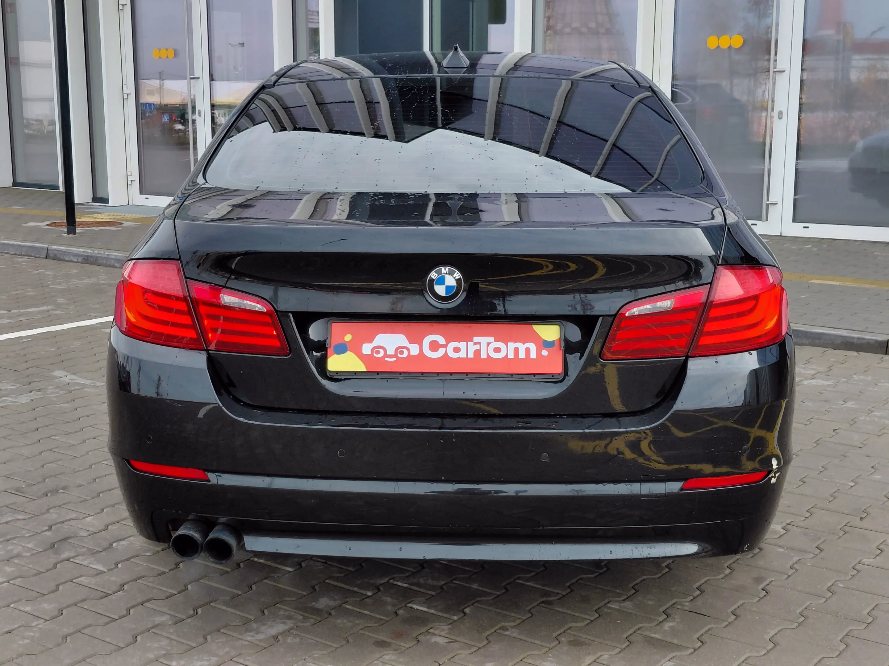 BMW 530