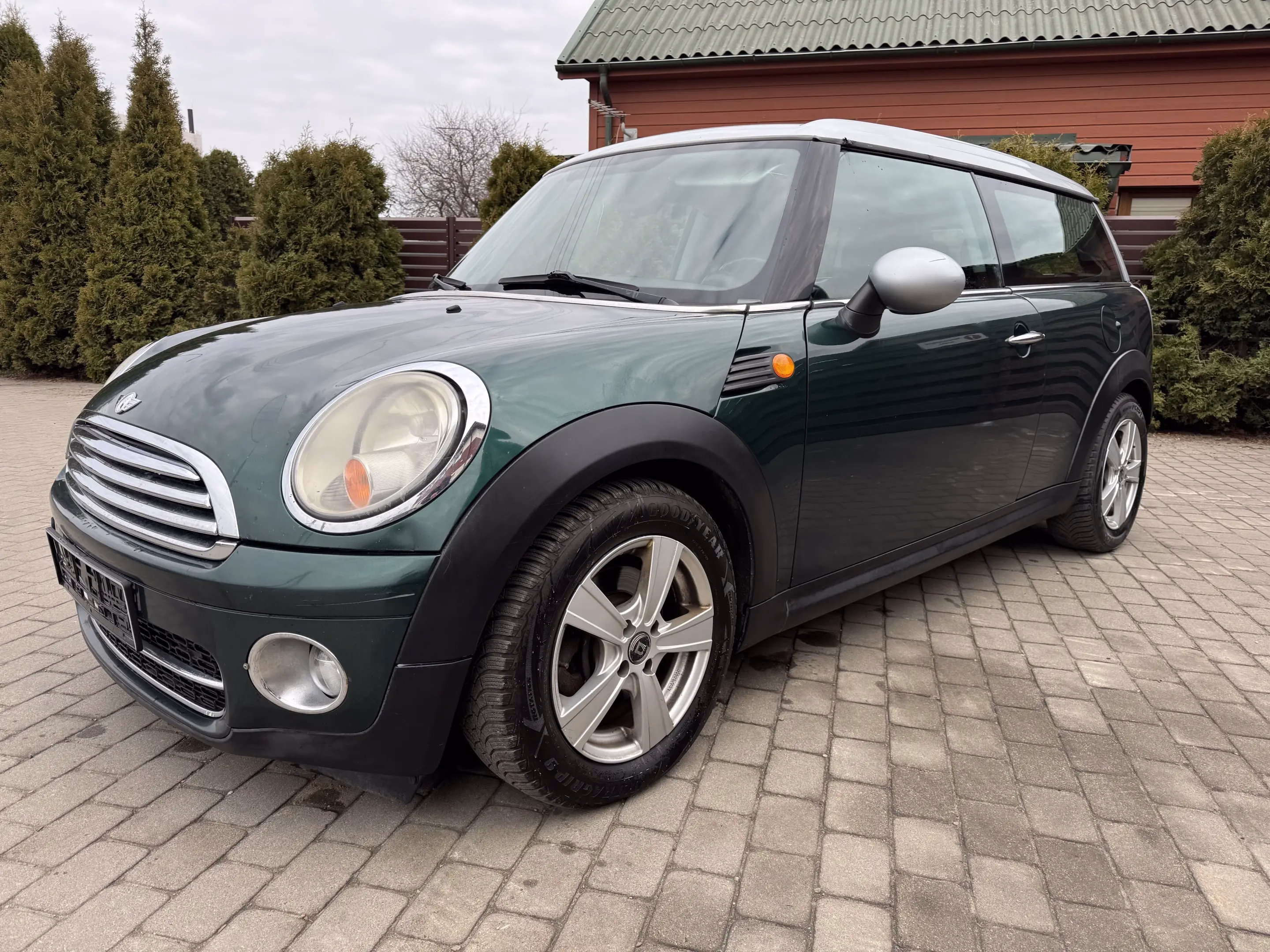 MINI Cooper Clubman