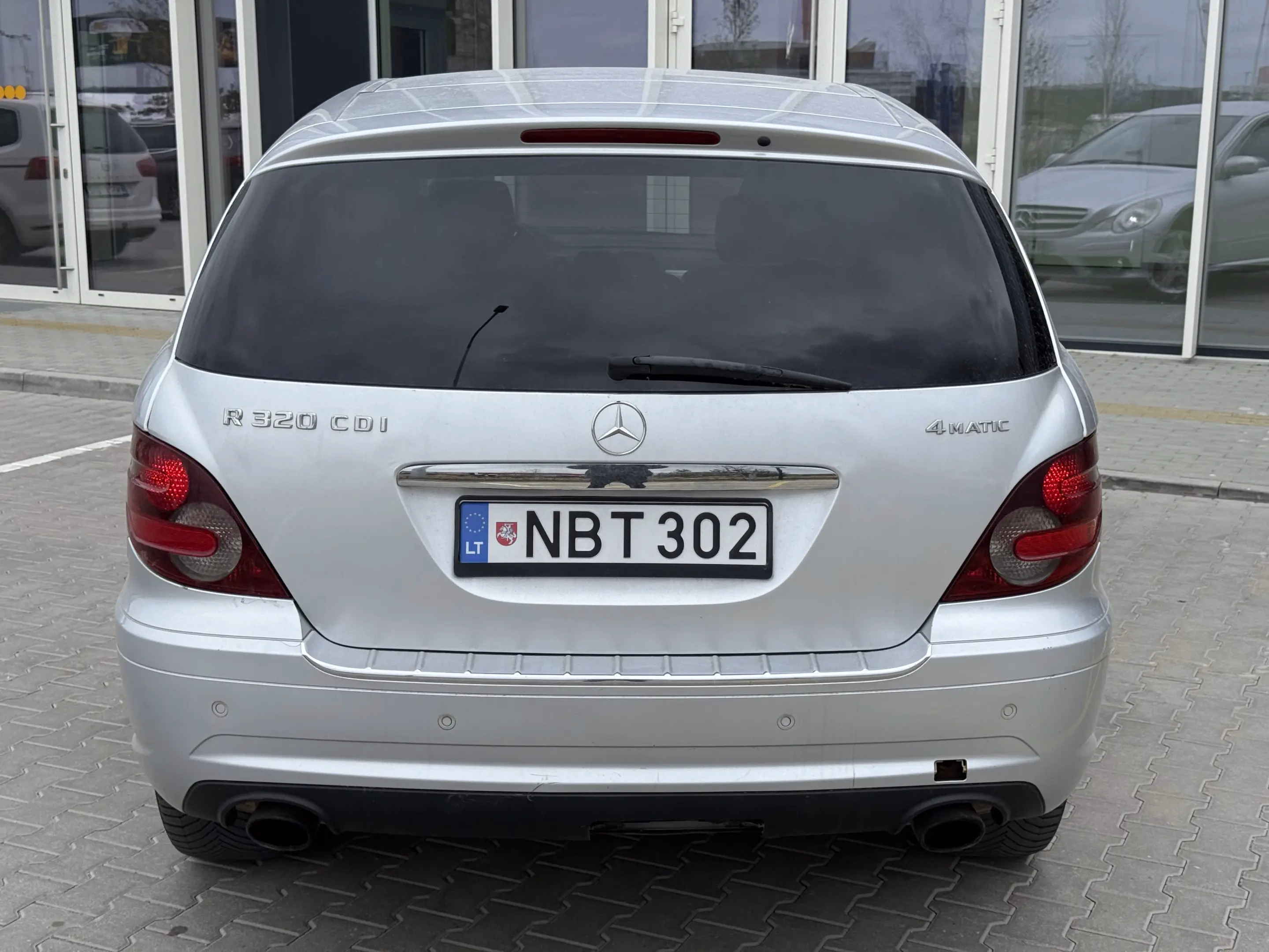 Mercedes-Benz R 350