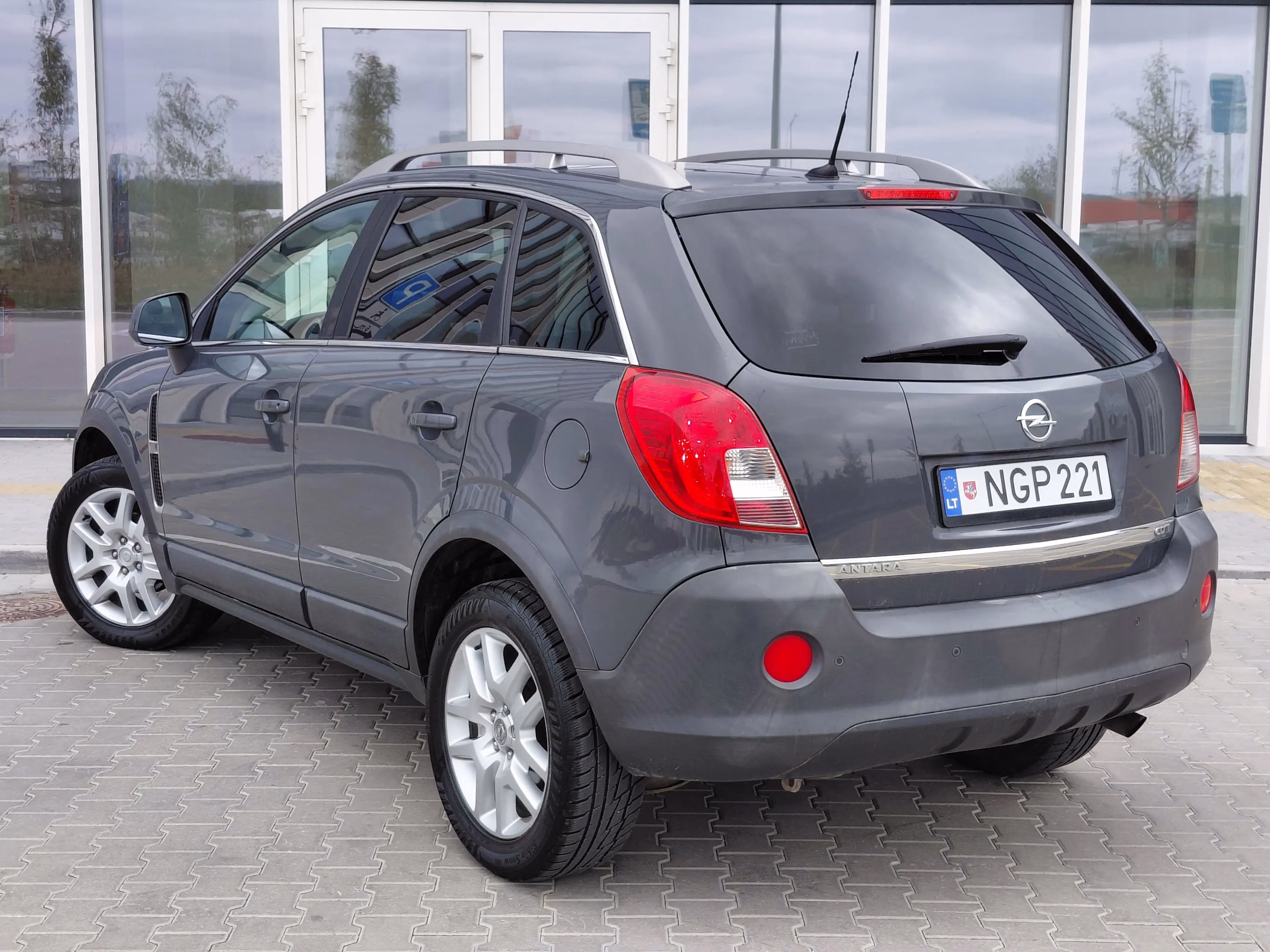 Opel Antara
