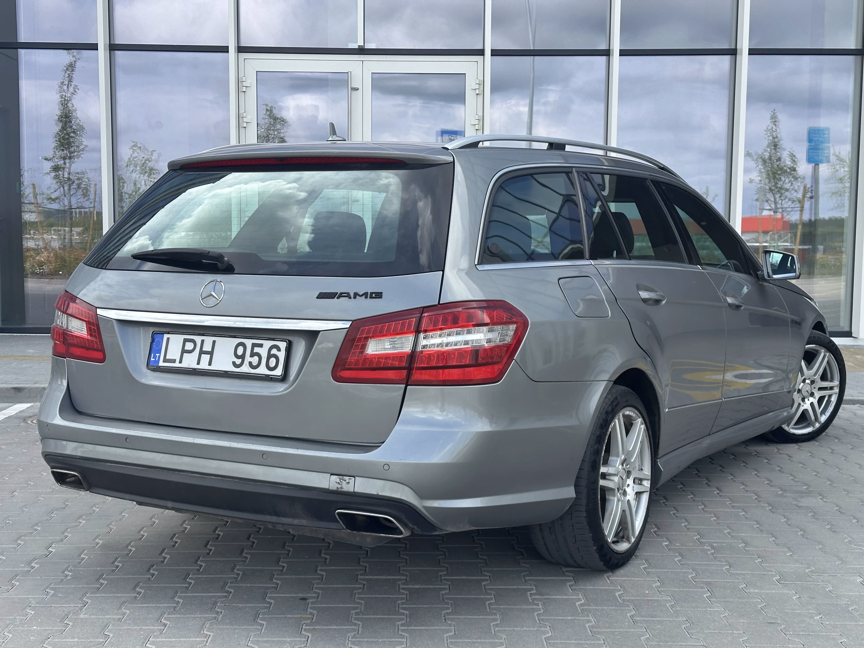 Mercedes-Benz E 250