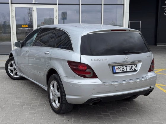Mercedes-Benz R 350