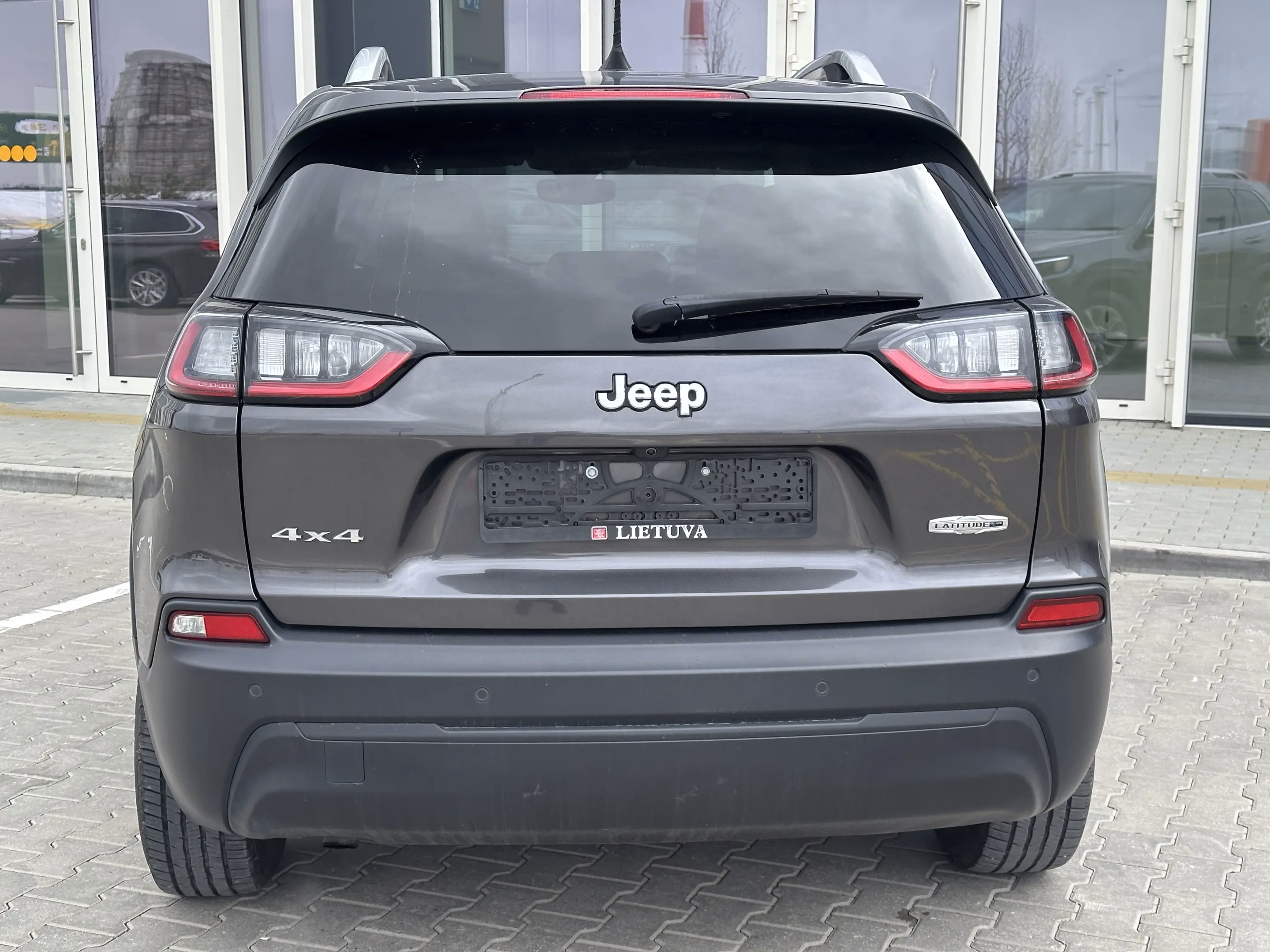Jeep Cherokee