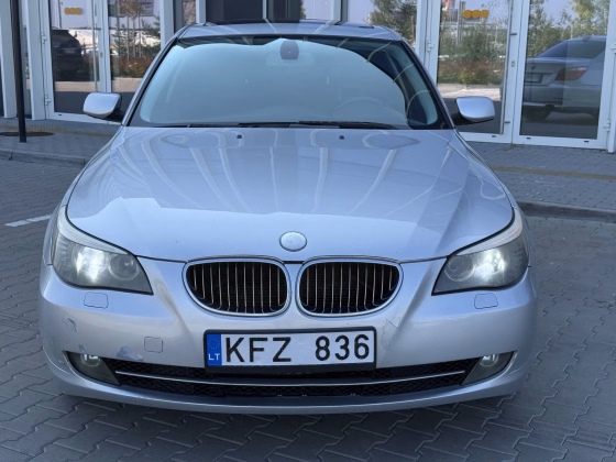 BMW 528