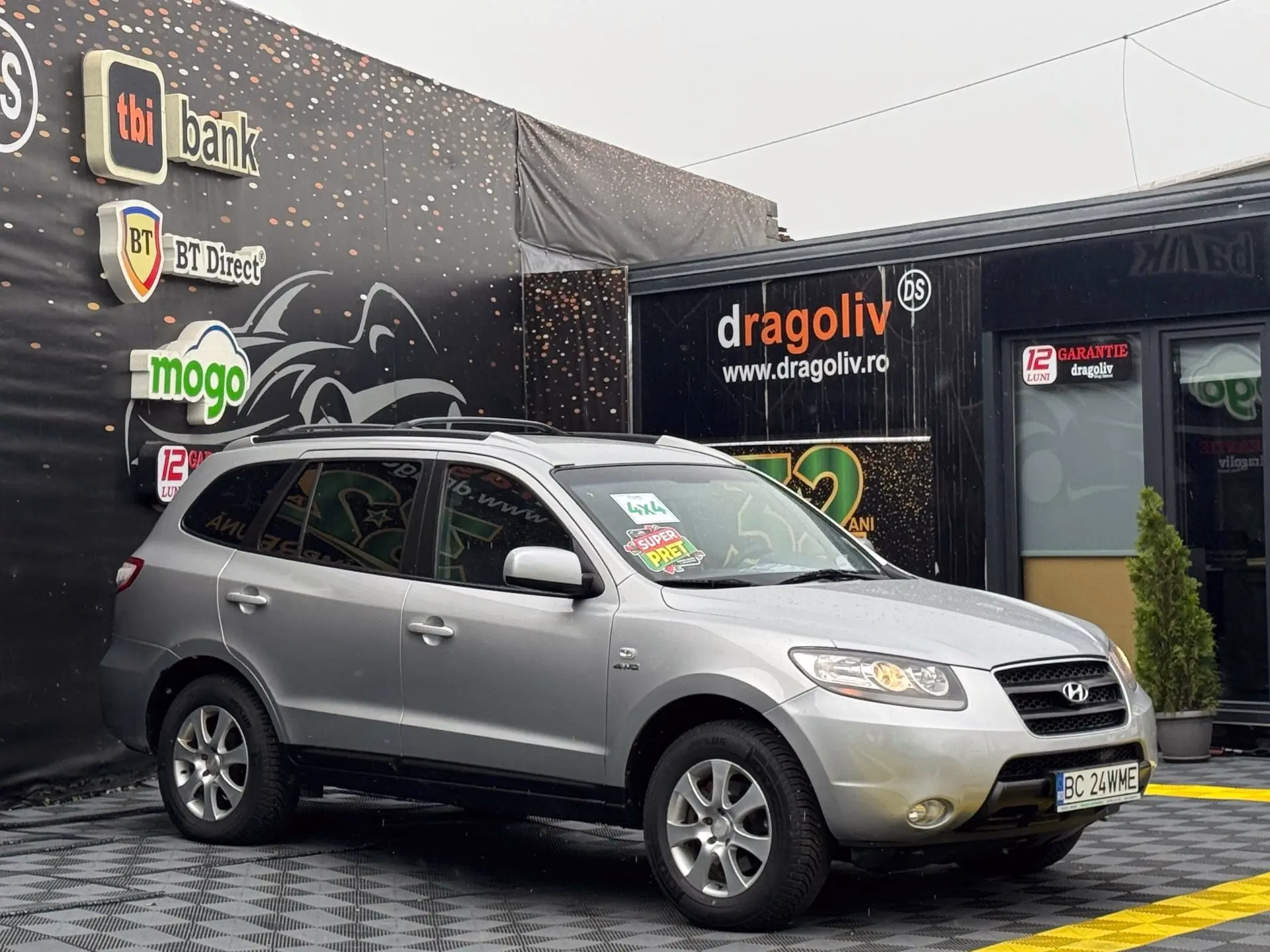 Hyundai SANTA FE