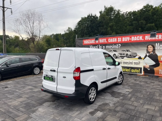 Ford Transit Courier