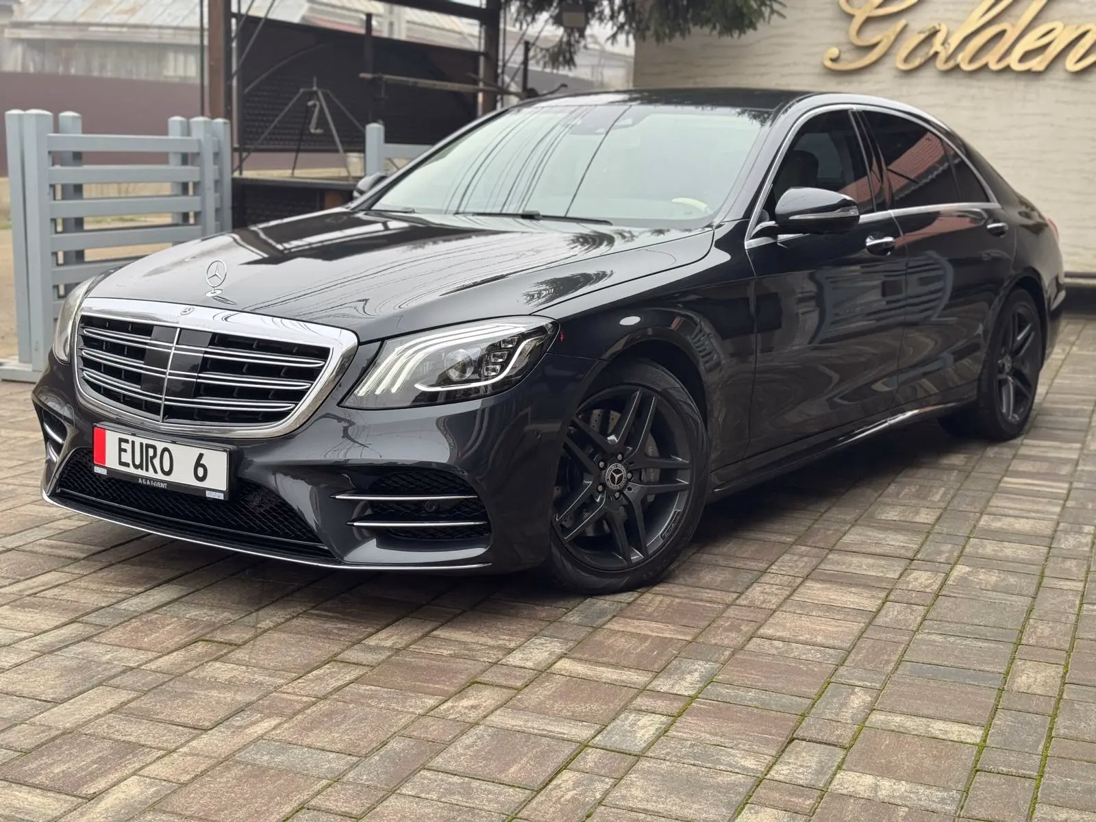 Mercedes-Benz S 400