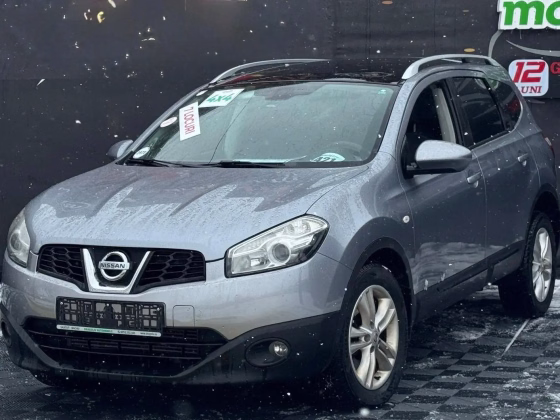 Nissan Qashqai+2