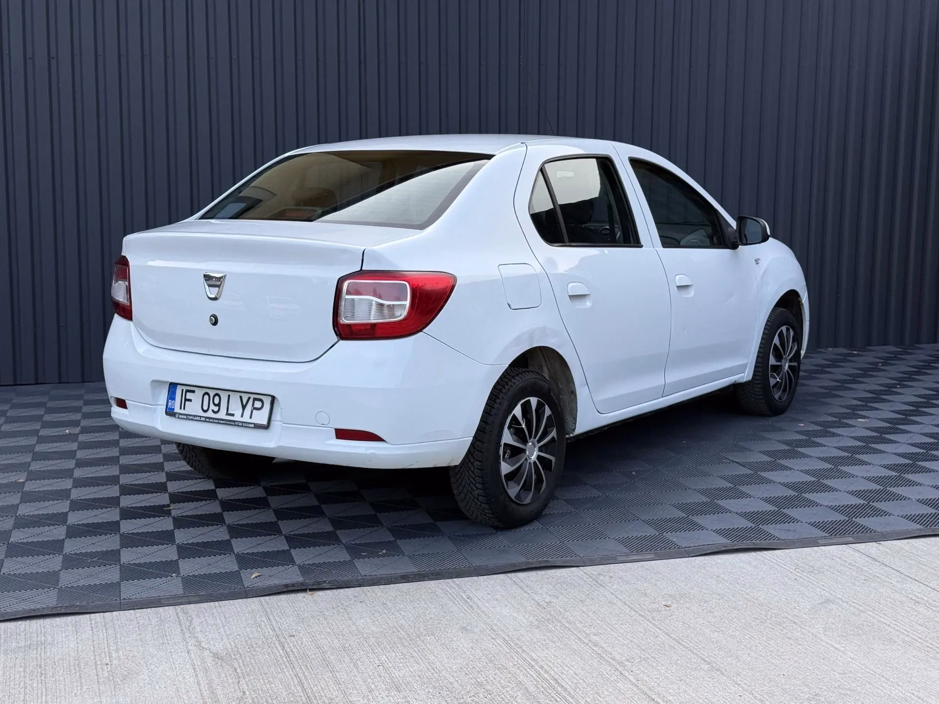 Dacia Logan