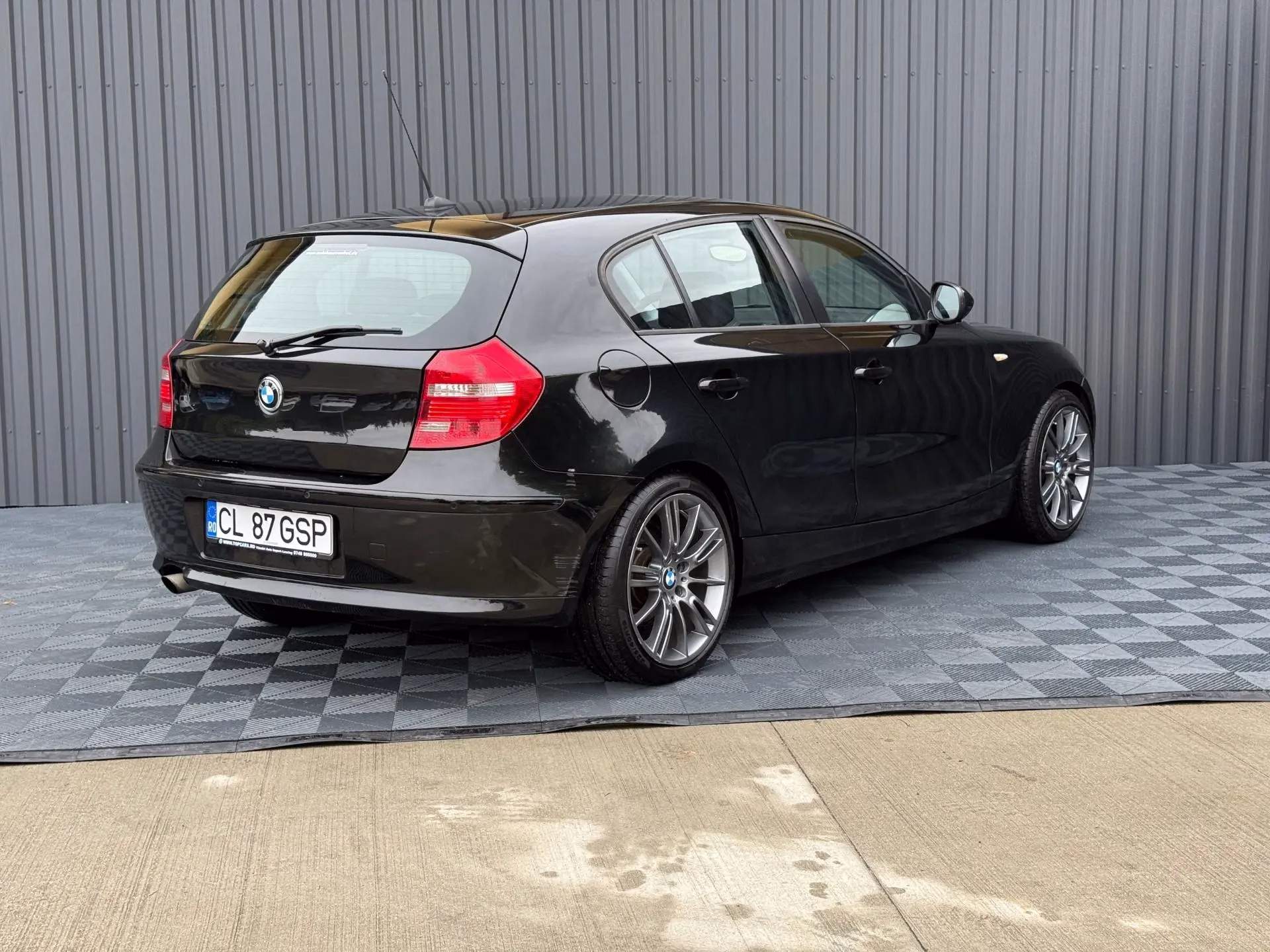 BMW 120