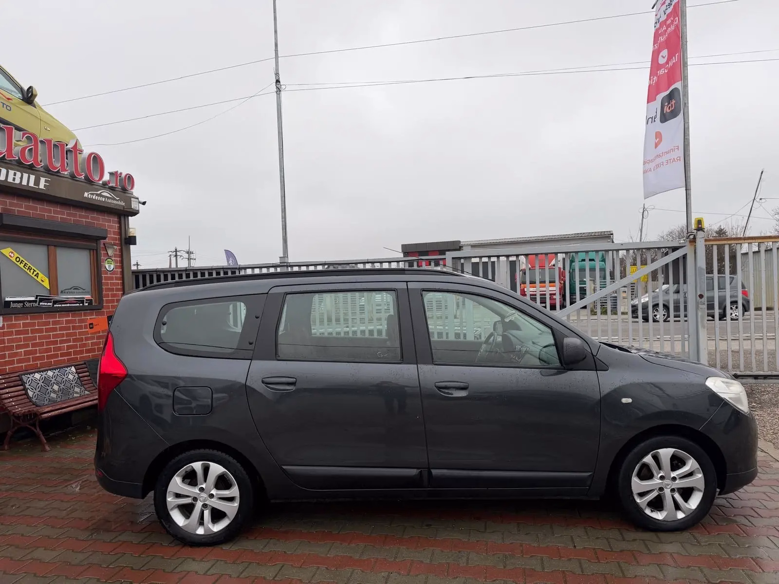Dacia Lodgy